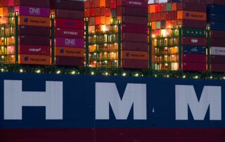 https://www.freightwaves.com/news/12-hmm-container-ships-sticker-price-157-billion Alfa Logistics Family