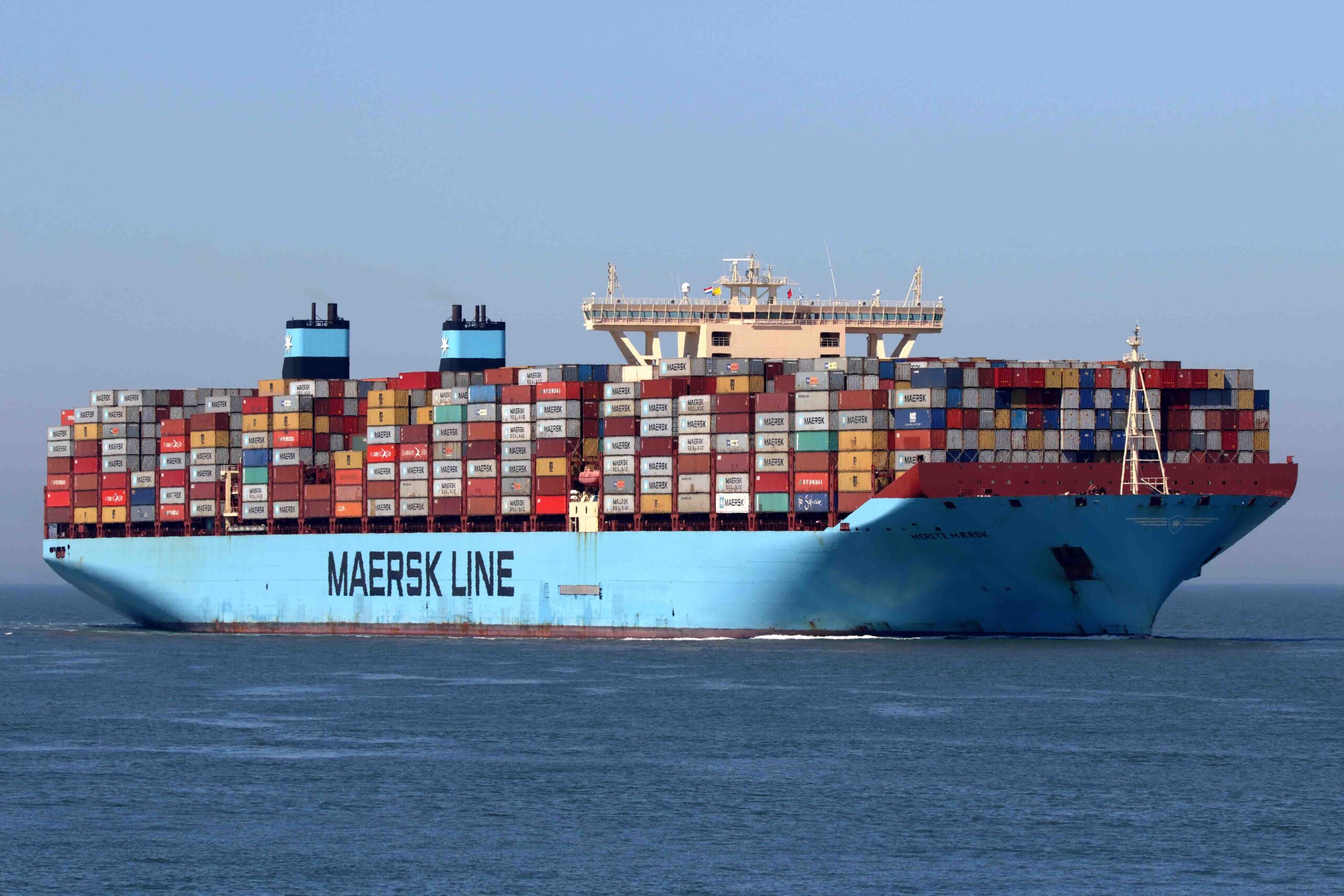China opens cabotage market to foreign carriers, Maersk carries out historical transportation Alfa Logistic Famliy